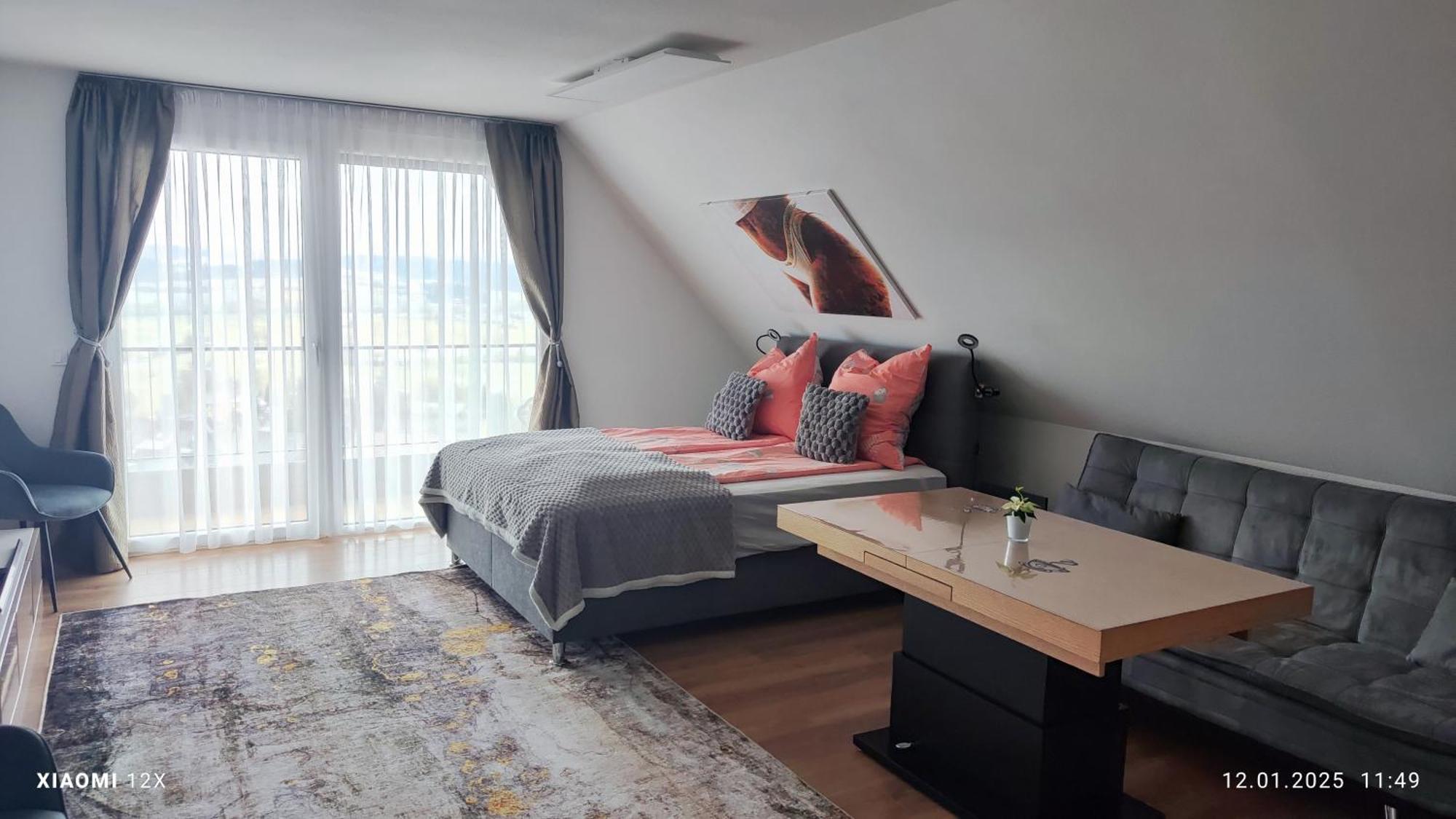 Schicke Ferien Wohnung Mit Tollem Ausblick In Schwarzwald. فيلينغن سشفايننغ المظهر الخارجي الصورة